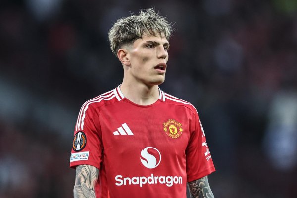 贝格富配资 差距巨大！天空：曼联对加纳乔要5000万镑，切尔西认为他值2500万